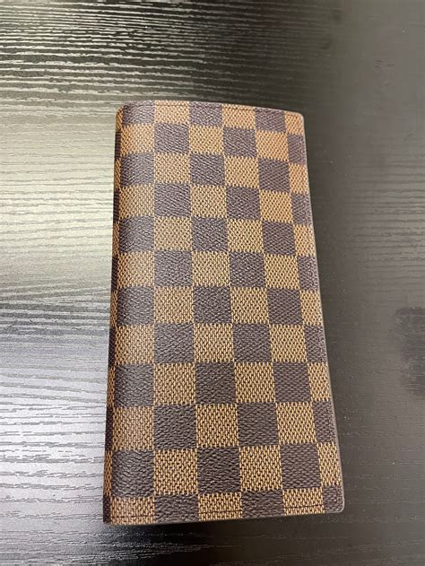 men louis vuitton brown checkered wallet